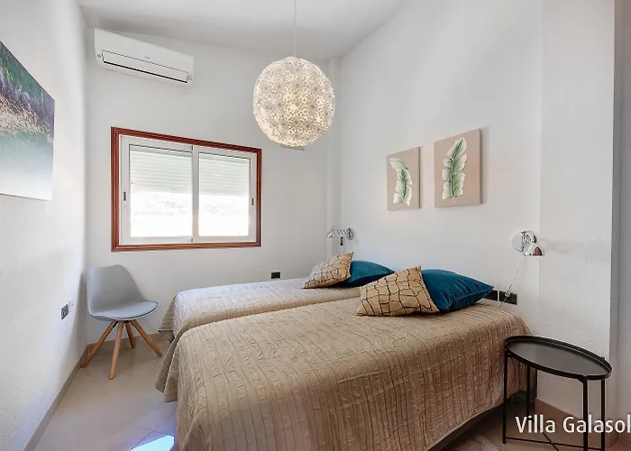 וילה Galasol With Heated Pool